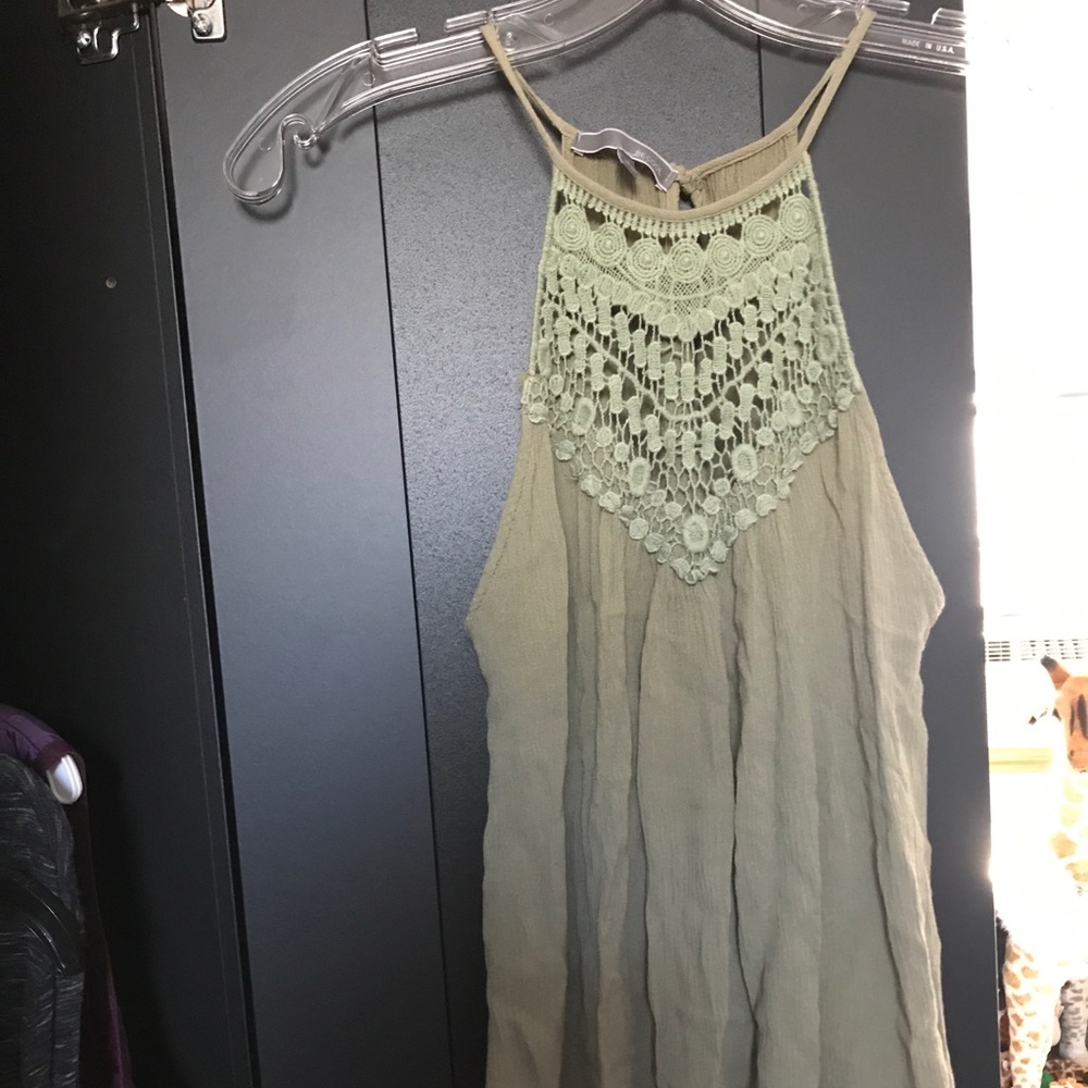 Flowy tank